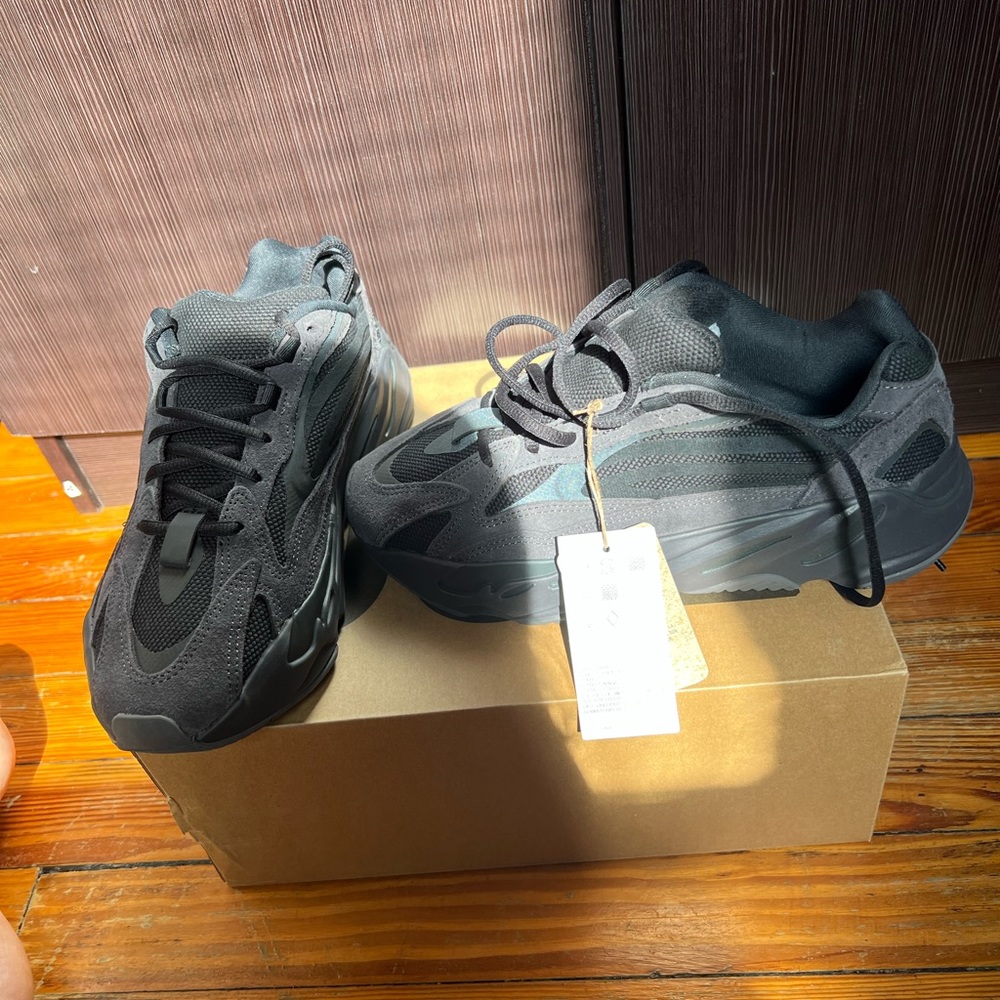 Yeezy 700